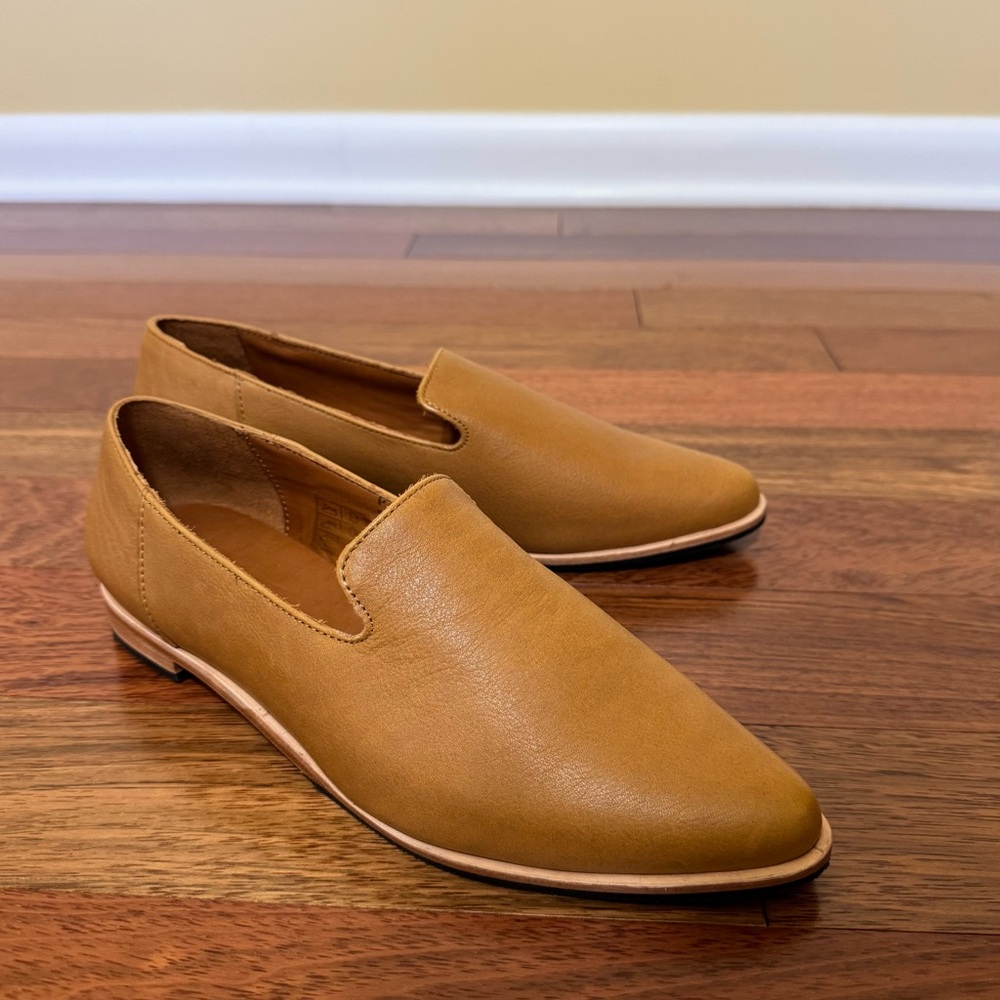 Portland Leather Women's Tan Flats